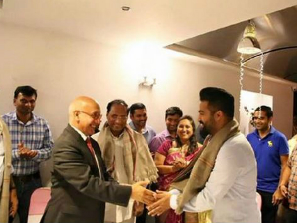 AP speaker Kodela Sivaprasad Rao meets Jr NTR at London