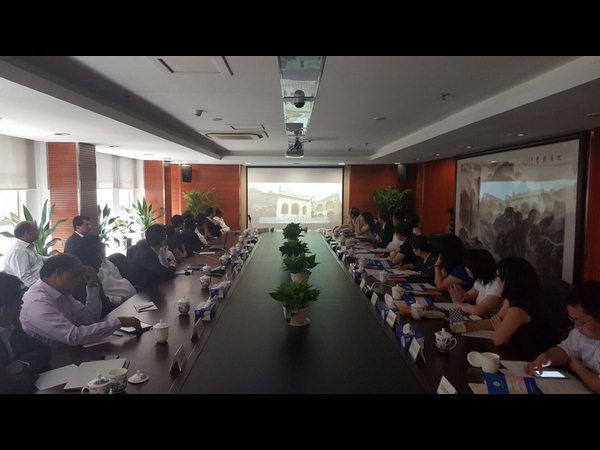 జెడ్‌టీఈ మొబైల్ కంపెనీలో సీఎం కేసీఆర్