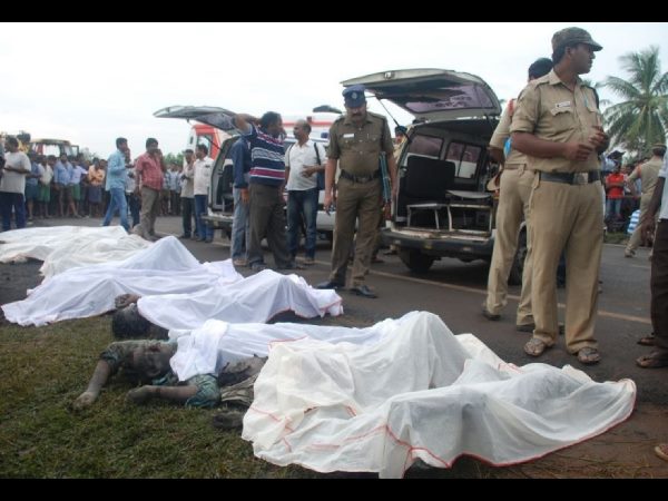 దిక్కులేనివారయ్యారు..
