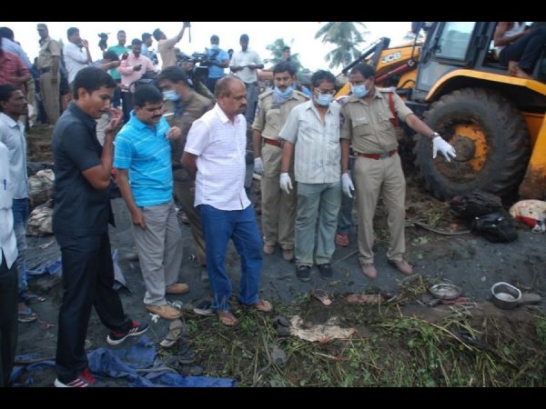 హుటాహుటిన మంత్రులు..
