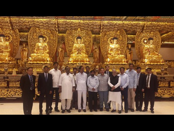 బుద్ధ విగ్రహ నిర్మాణం ఇలా.. బుద్ధ విగ్రహ నిర్మాణం ఇలా..