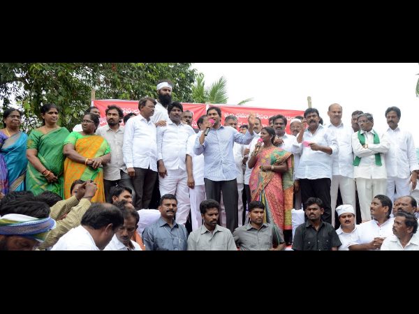 వైయస్ జగన్