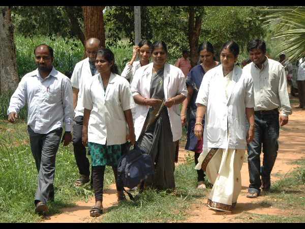 తిరుపతి ఎస్వీ జూపార్క్‌లో సింహం, తెల్లపులి మృతి