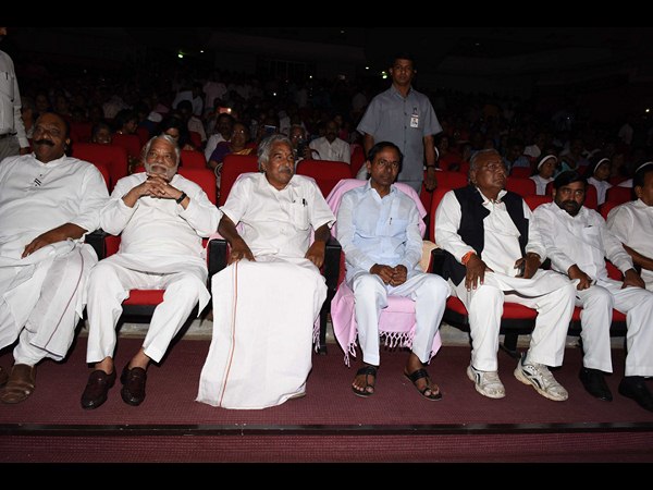 కెసిఆర్