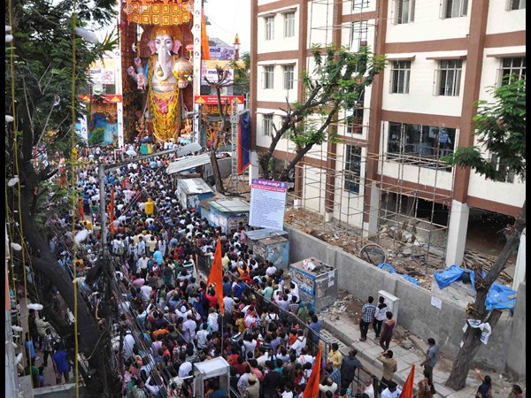 ఖైరతాబాద్ మహాగణపతి