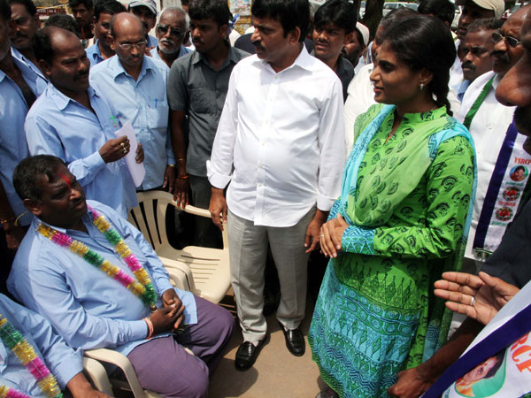 YS Sharmila says she will support the families