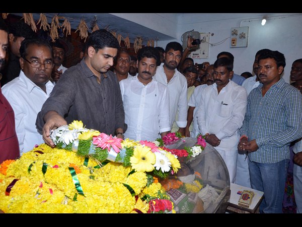  కృష్ణారెడ్డికి నారా లోకేష్ నివాళులు