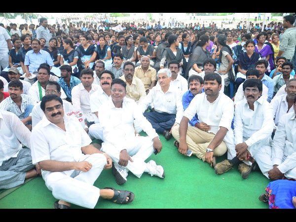  ప్రపంచ బ్యాంక్ ర్యాంక్ పైన జగన్