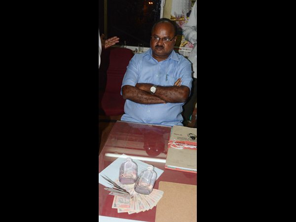 ఏసిబి దాడులు