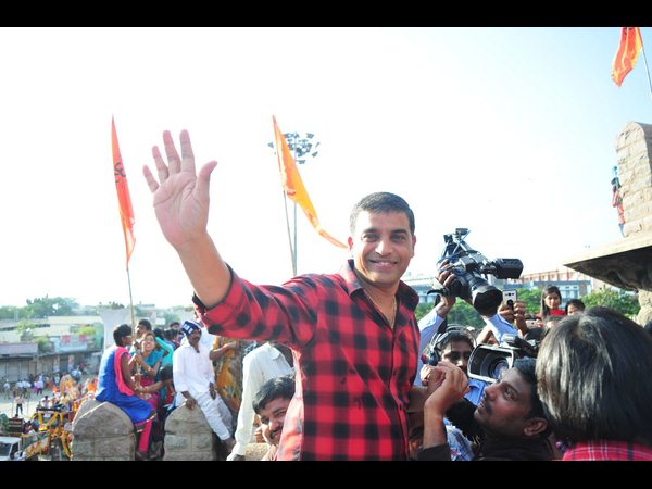  నిమజ్జనం: యవత డ్యాన్స్, పోటెత్తిన జనం