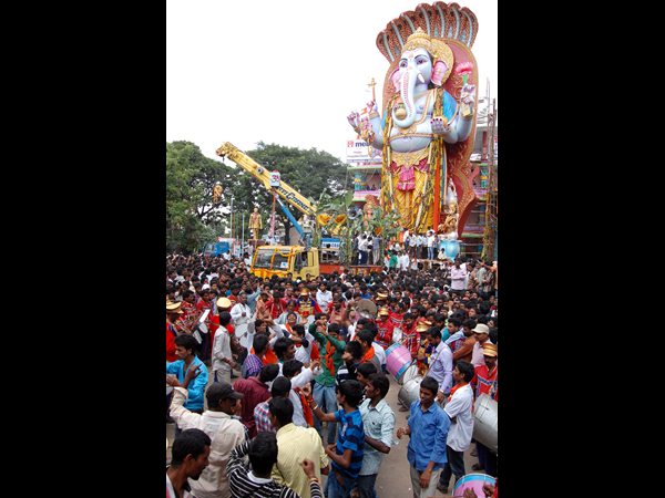  ఖైరతాబాద్ గణేష్ నిమజ్జన తీరు సాగిందిలా