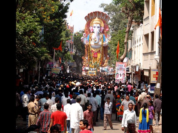  ఖైరతాబాద్ గణేష్ నిమజ్జన తీరు సాగిందిలా