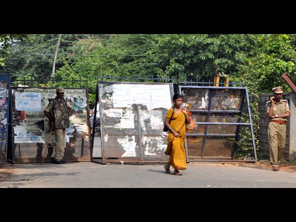 ఓయులో ఉద్రిక్తం ఓయులో ఉద్రిక్తం