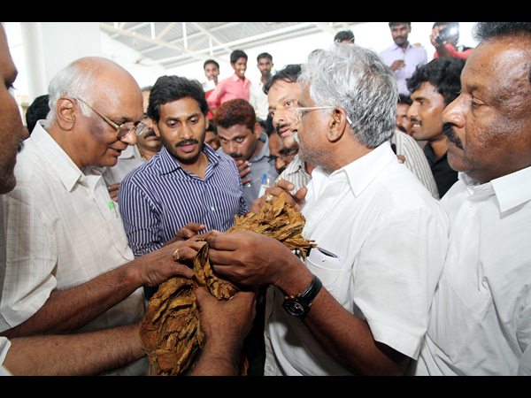 వైయస్ జగన్ వైయస్ జగన్