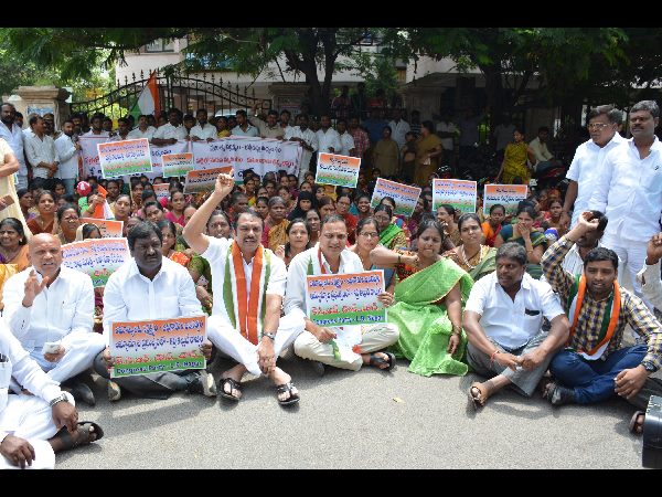 Devireddy Sudheer Reddy fires at KCR