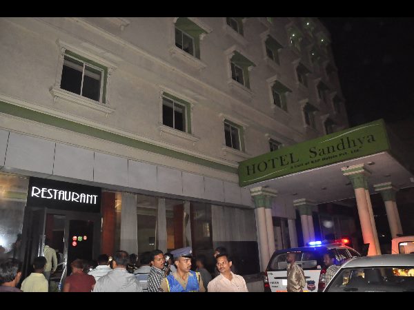 మామూళ్లు ఇవ్వకపోవడం వల్లనే..