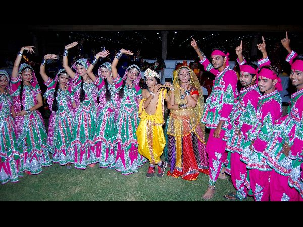 ముద్దుగుమ్మల ఫ్యాషన్‌షో