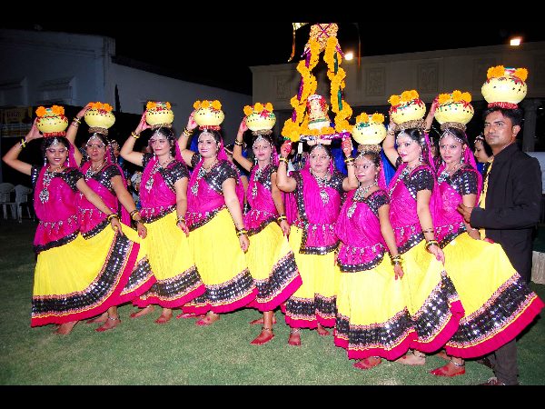 ముద్దుగుమ్మల ఫ్యాషన్‌షో