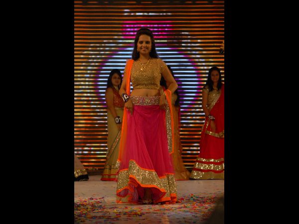 ముద్దుగుమ్మల ఫ్యాషన్‌షో