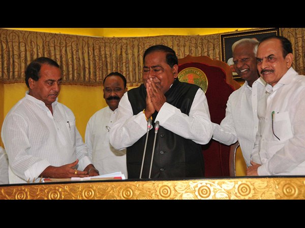 విద్యాసాగర్‌కు అభినందనలు