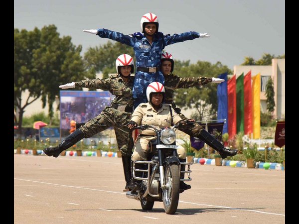  ఆర్ఏఎఫ్ విన్యాసాలు