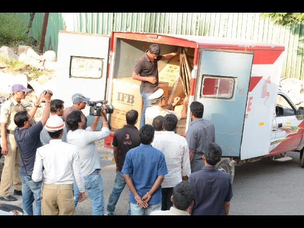 నాకాబందీ