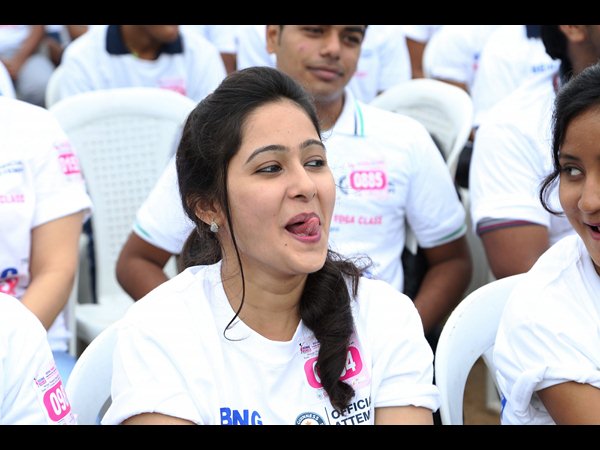 ఫేషియల్ యోగా