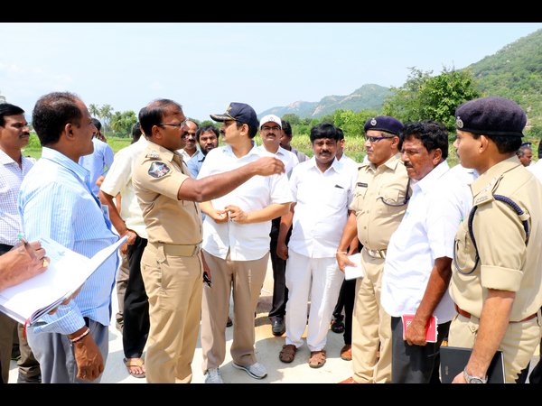 అమరావతికి అంకురార్పరణ