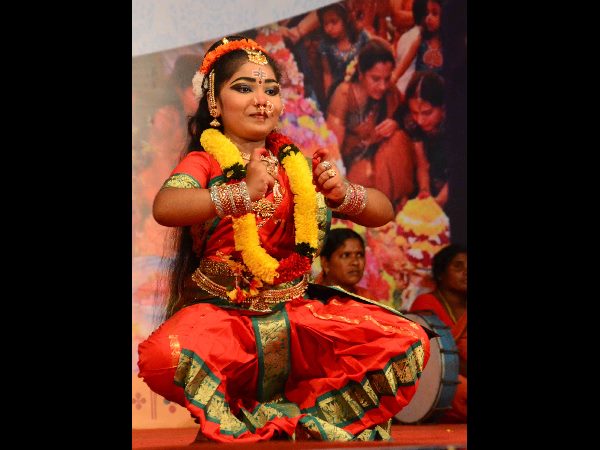 బతుకమ్మ సంబరాలు బతుకమ్మ సంబరాలు