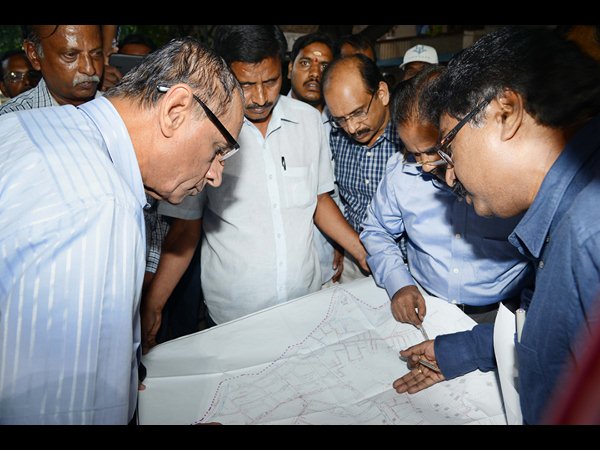 గవర్నర్ పరిశీలన