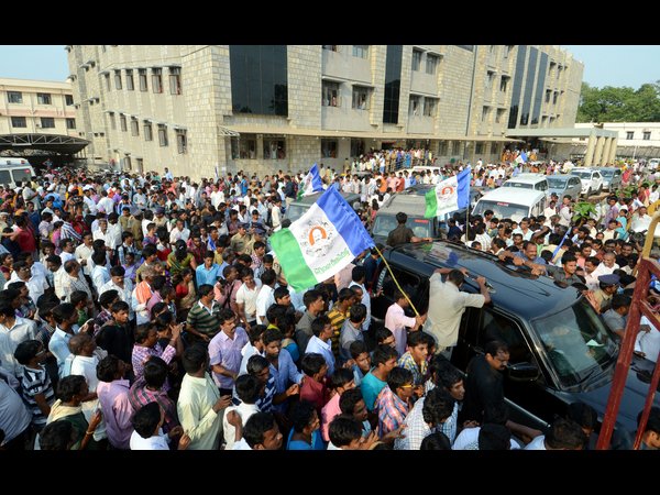 వైయస్ జగన్