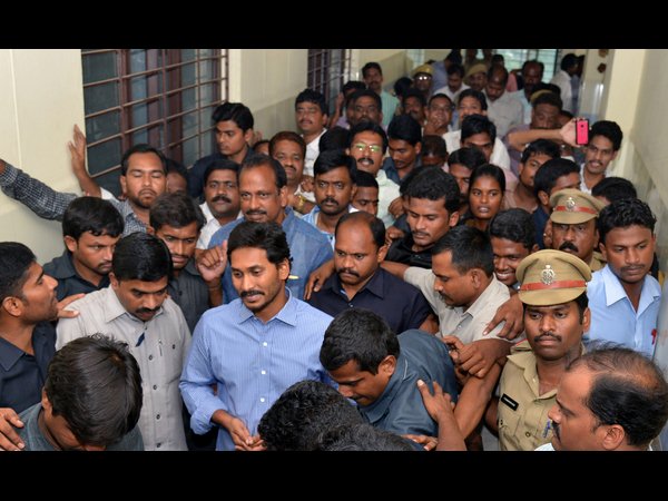 వైయస్ జగన్