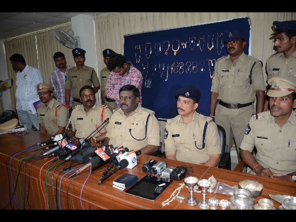 ఘరానా దొంగ అరెస్ట్