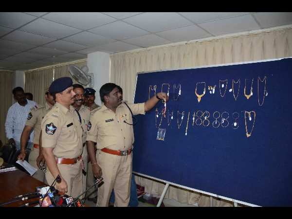 ఘరానా దొంగ అరెస్ట్