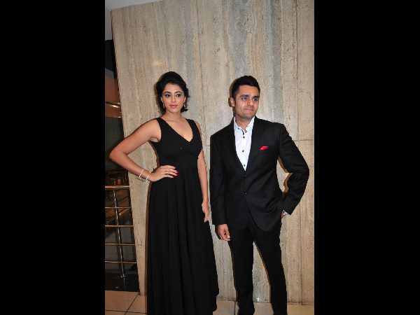 కర్టెన్ రైజర్