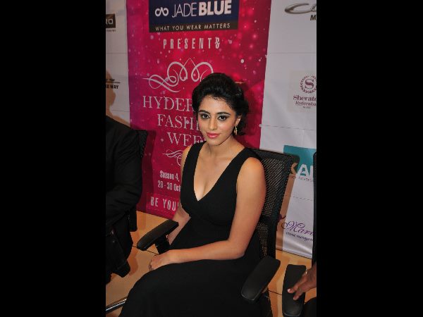 కర్టెన్ రైజర్