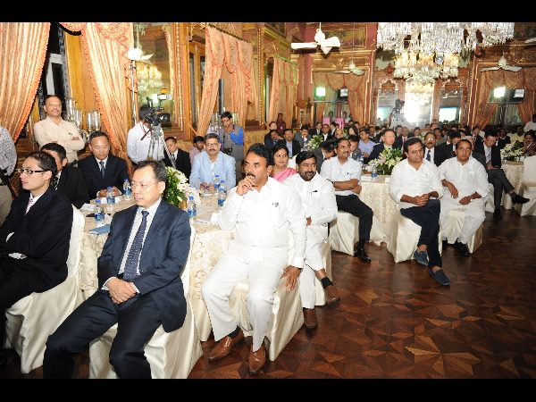 చైనా ప్రతినిధులతో కెసిఆర్