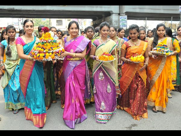 బతుకమ్మ సంబరాలు