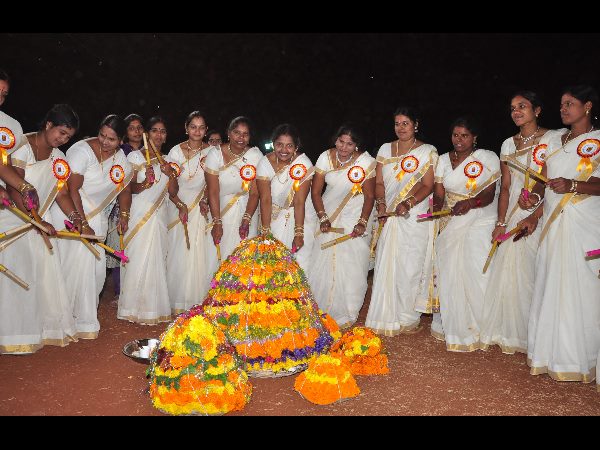 బతుకమ్మ సంబరాలు