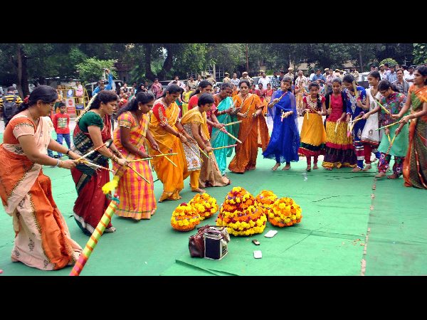 బతుకమ్మ సంబరాలు