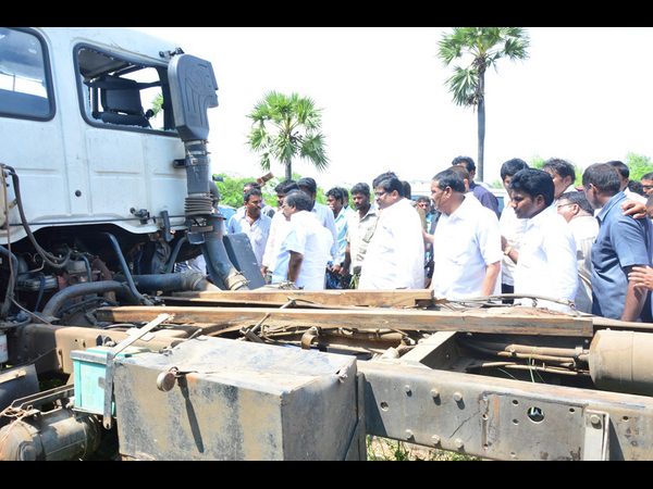 రోడ్డుప్రమాద మృతులు వీరే 