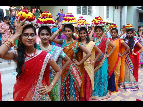 బతుకమ్మ