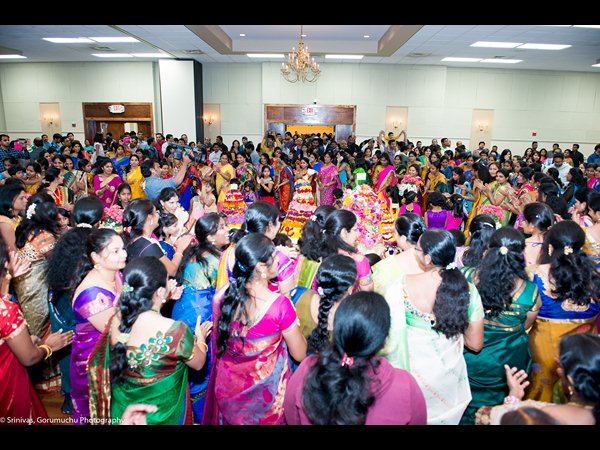 కొలంబస్‌లో ఘనంగా బతుకమ్మ సంబరాలు