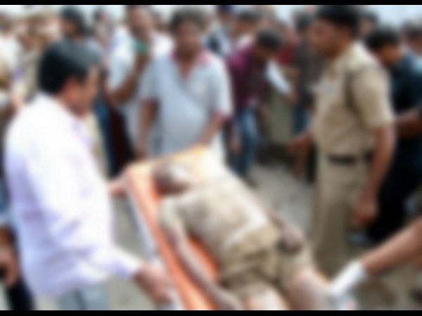 నగరంలోని మ్యాన్‌హోల్‌కు నిండు ప్రాణం బలి