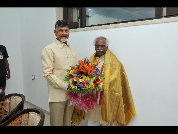 బాబు - దత్తన్న బాబు - దత్తన్న
