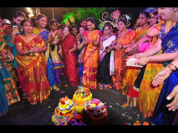 సద్దుల బతుకమ్మ