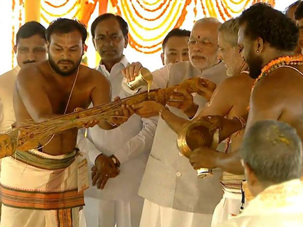 Live: PM Modi to lay foundation for Andhra Pradesh's new capital Amaravati
