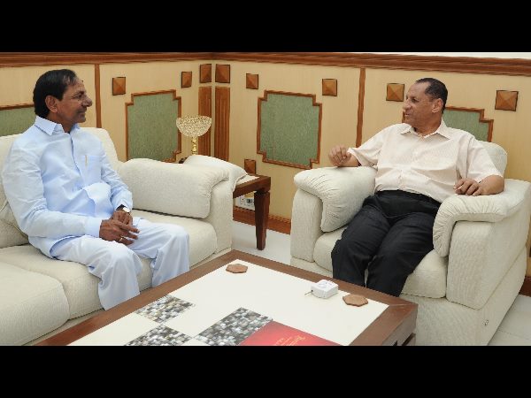  KCR may invite PM Modi to Chandi Yagam