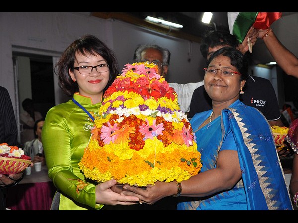 ఘనంగా ఇండో-వియత్నాం కల్చరల్ ఫెస్ట్