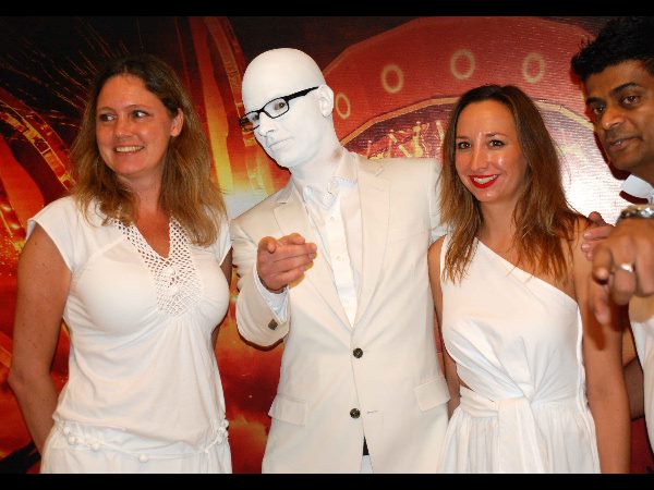  నగరంలో డీజే వైట్ సందడి